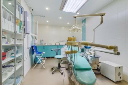 Фотография АннА | Стоматология Омск | Виниры, имплантация и протезирование зубов 5