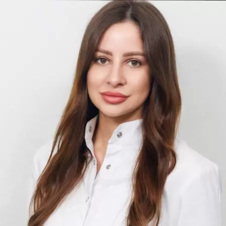 Врач Безганс Екатерина Рустамовна